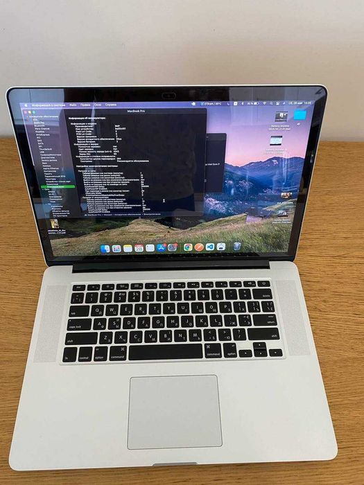 MacBook Pro 15 2015 16Gb 256Gb 700$