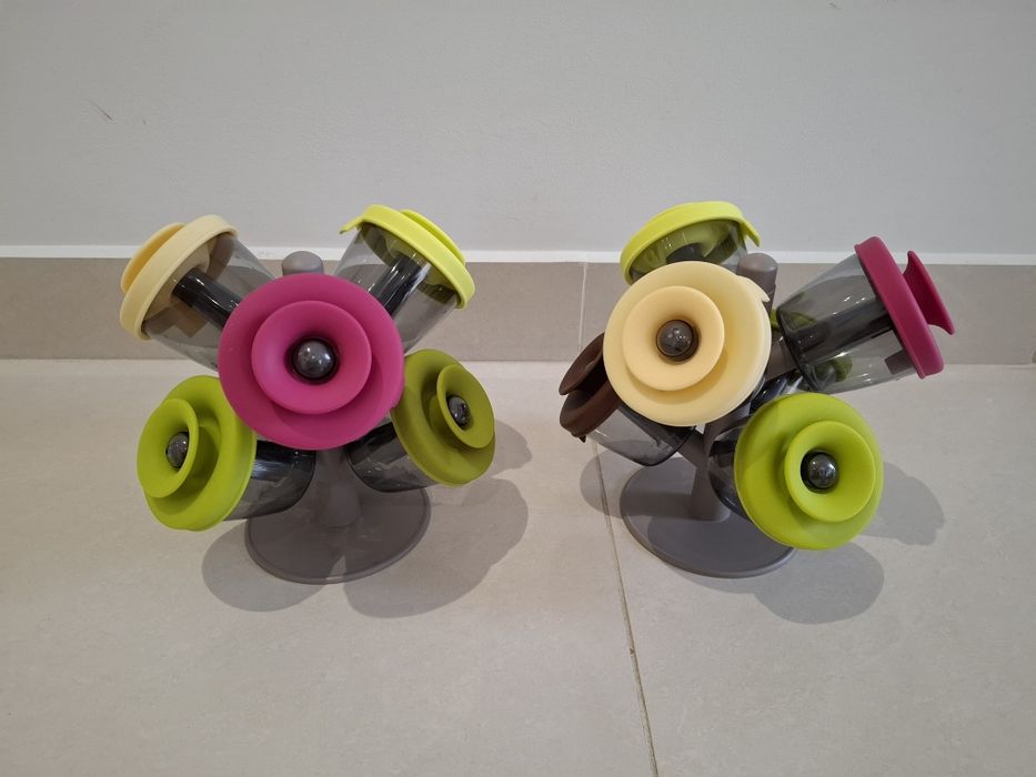 Pojemnik na przyprawy, posypki VACU VIN w kształcie drzewka 2 komplety