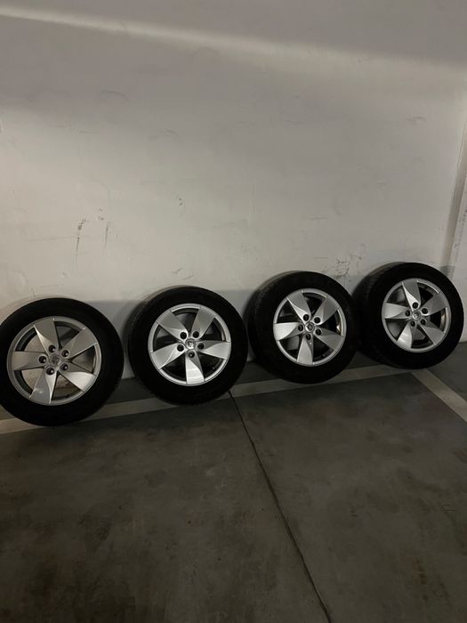 Opony koła felgi 5x114.3 R16 Renault 205/60/r16