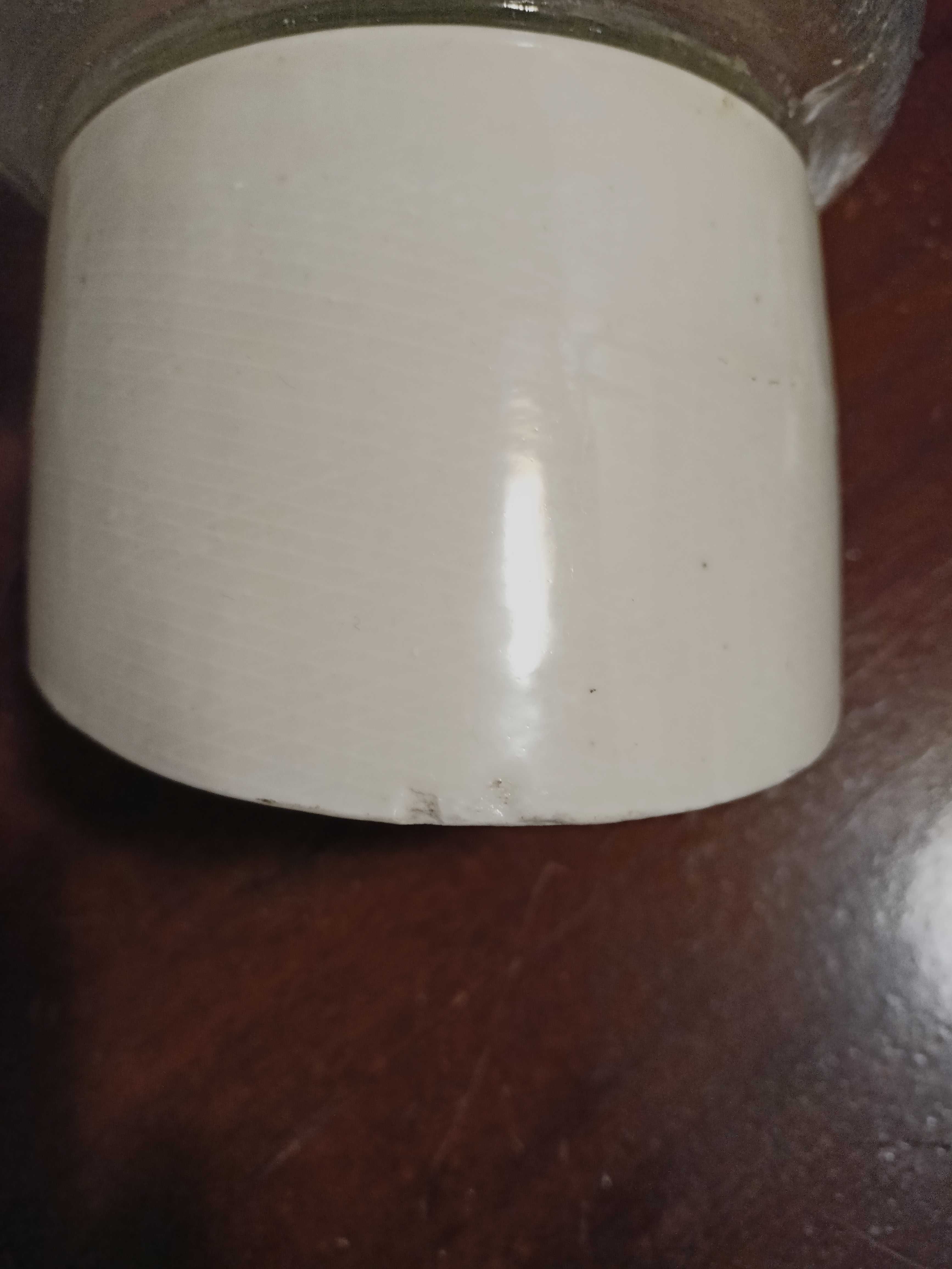 Lampa ścienna z podstawą porcelanową skośną