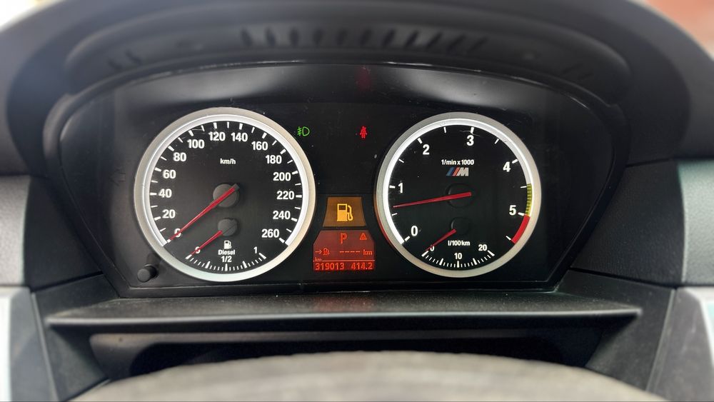 М бампер, пороги бмв е60, е61, е90