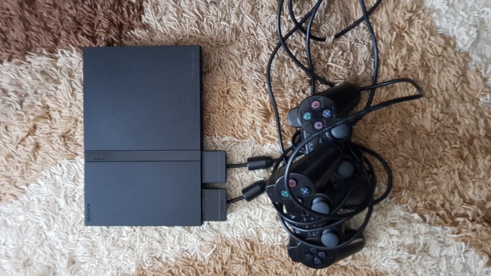 Продам Playstation 2slim