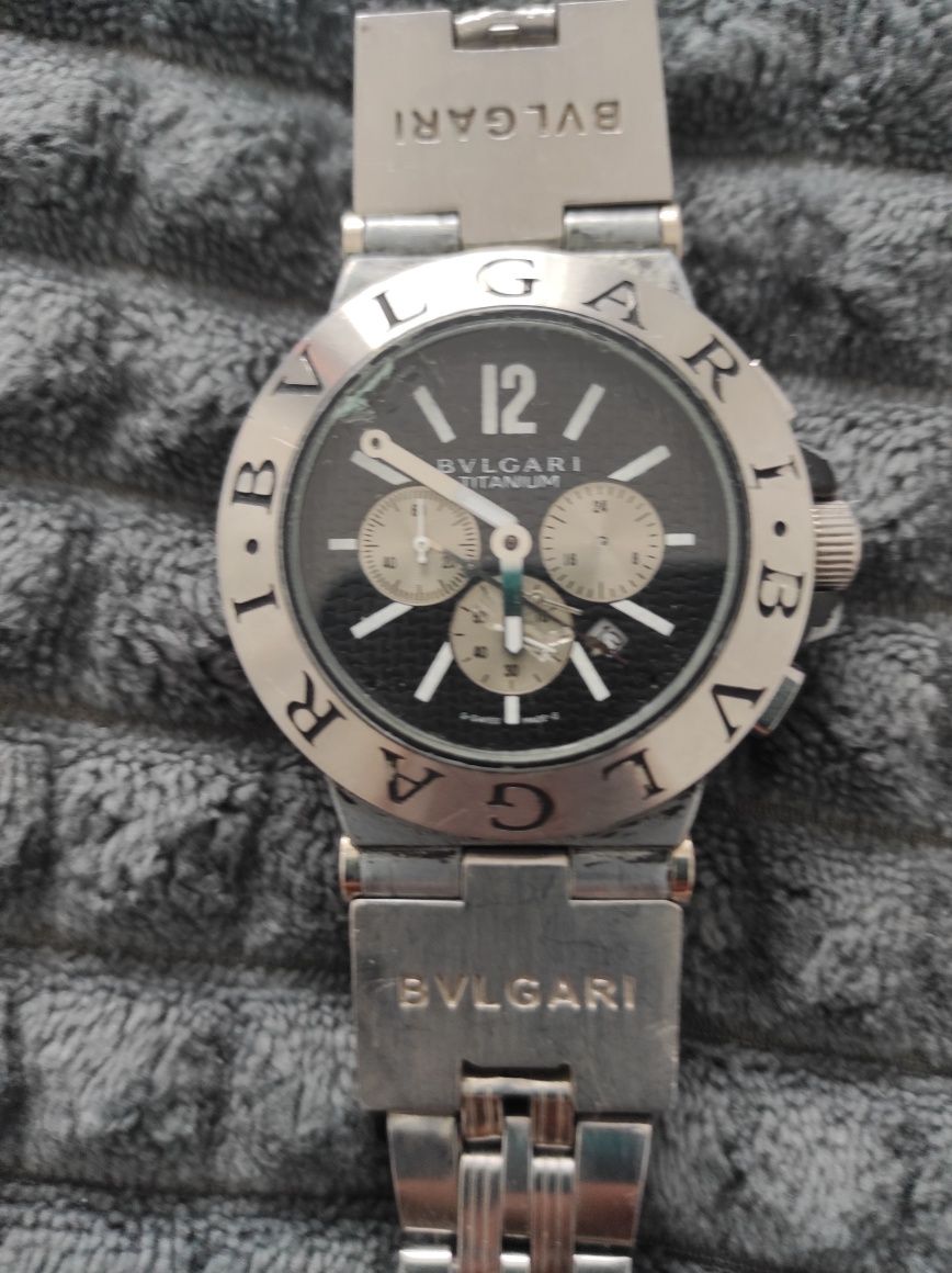 Relógio de marca Bulgari