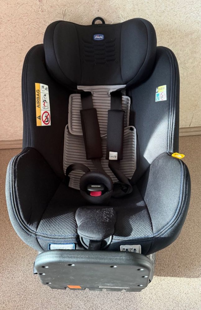Детское автокресло Chicco Seat2Fit