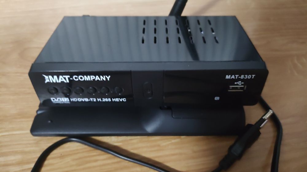 Dekoder Tuner TV Naziemnej HD DVB-T DVB-T2 / WiFi