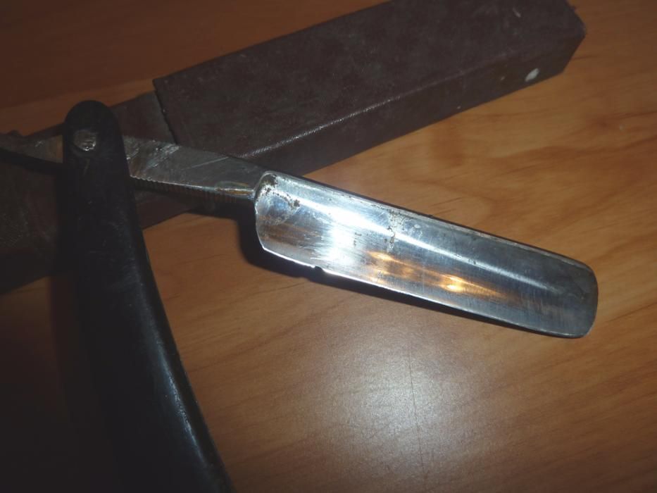 Опасная бритва Спартак Стиз 57