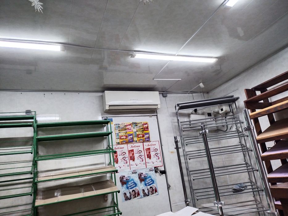 Сдам в аренду торговый  павильон (МАФ) м Холодная Гора