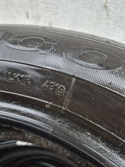 Komplet opon zimowych 215/60 R17
