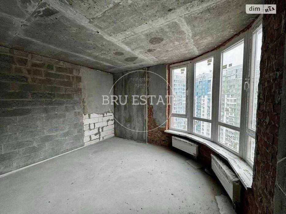 Продам 3к видову квартиру в ЖК Каховський Лівобережна