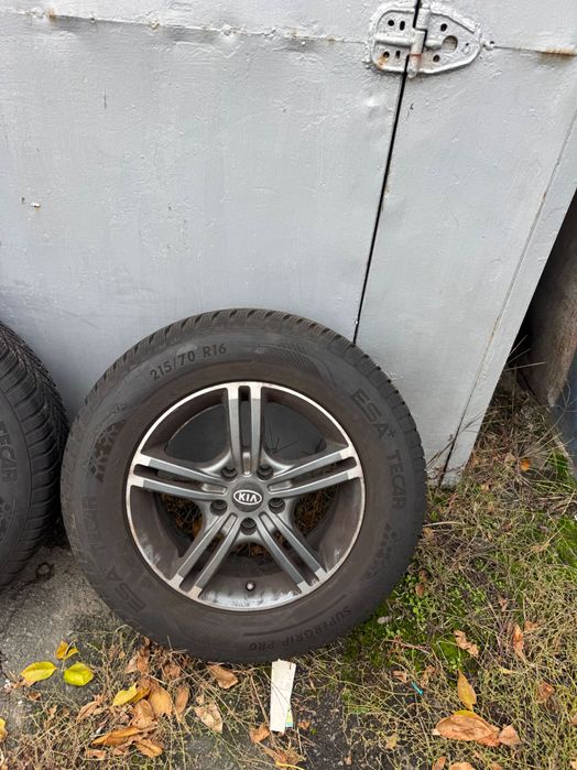 R16 Kia Sportage Sorento IX35 215 70 R16