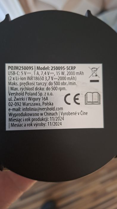 Elektryczna skrobaczka do szyb