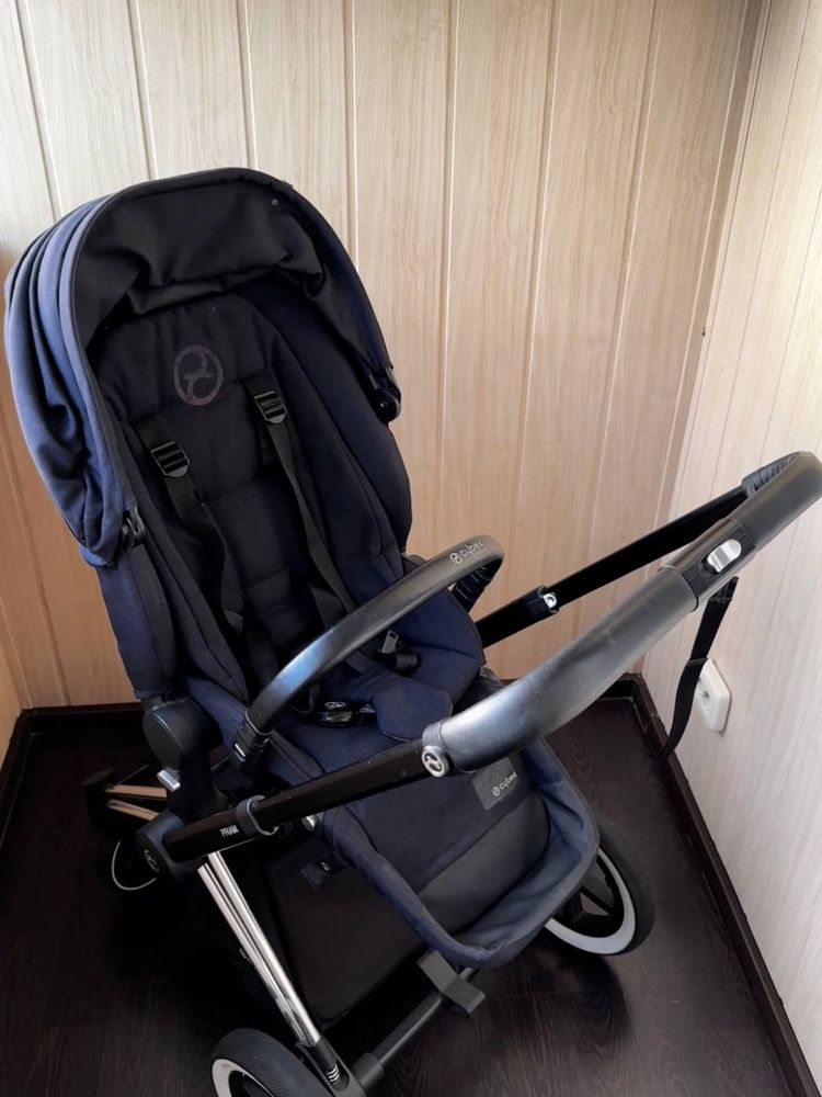 Коляска Cybex Priam Platinum 3 в 1 в кольорі blue