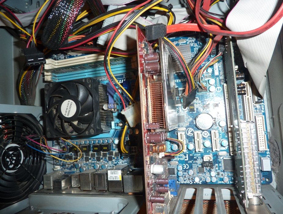 Komputer PC bez dysku twardego
