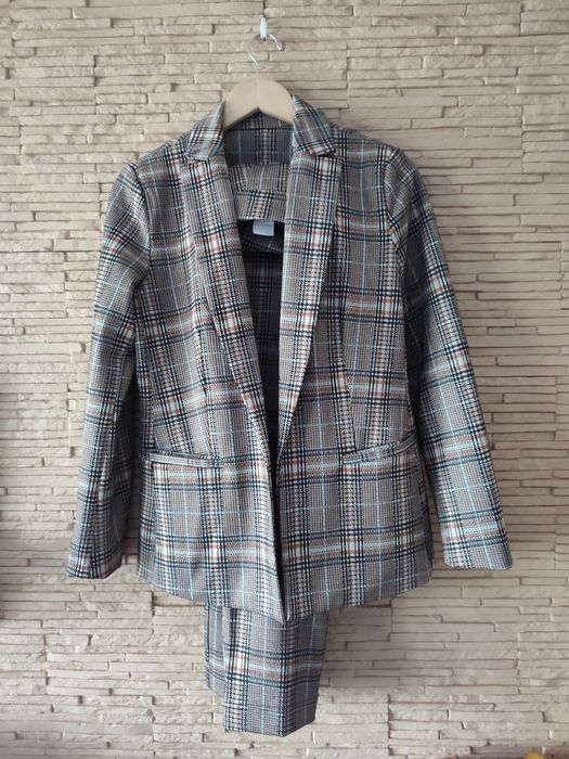 Garnitur damski Reserved 36 S spodnie marynarka cygaretki