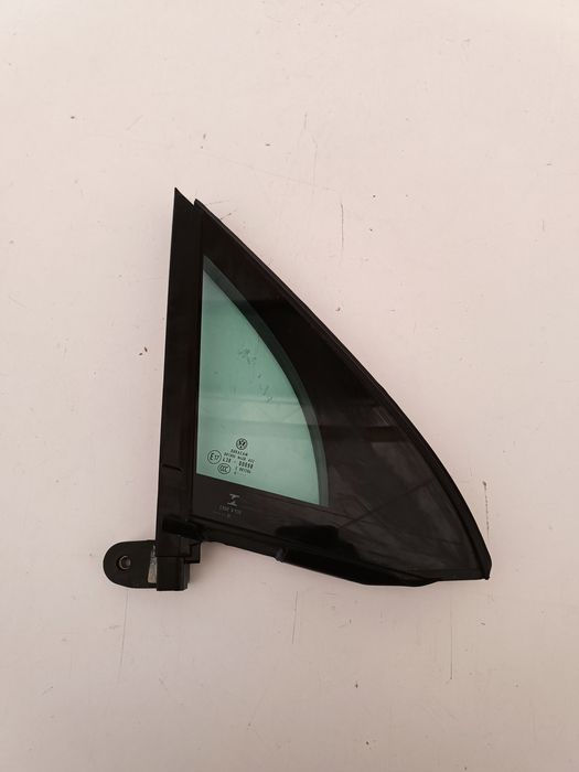 VW Tiguan II 16r 5NA szyba szybka karoseryjna drzwi prawy przód trójką