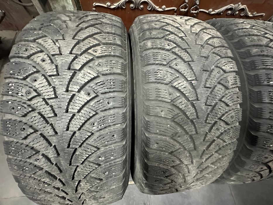 235-55 R17 Nokian Hakkapeliitta