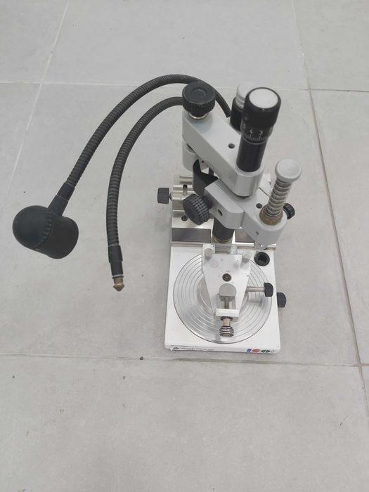 Vendo Pararelómetro da marca Dentalfarm