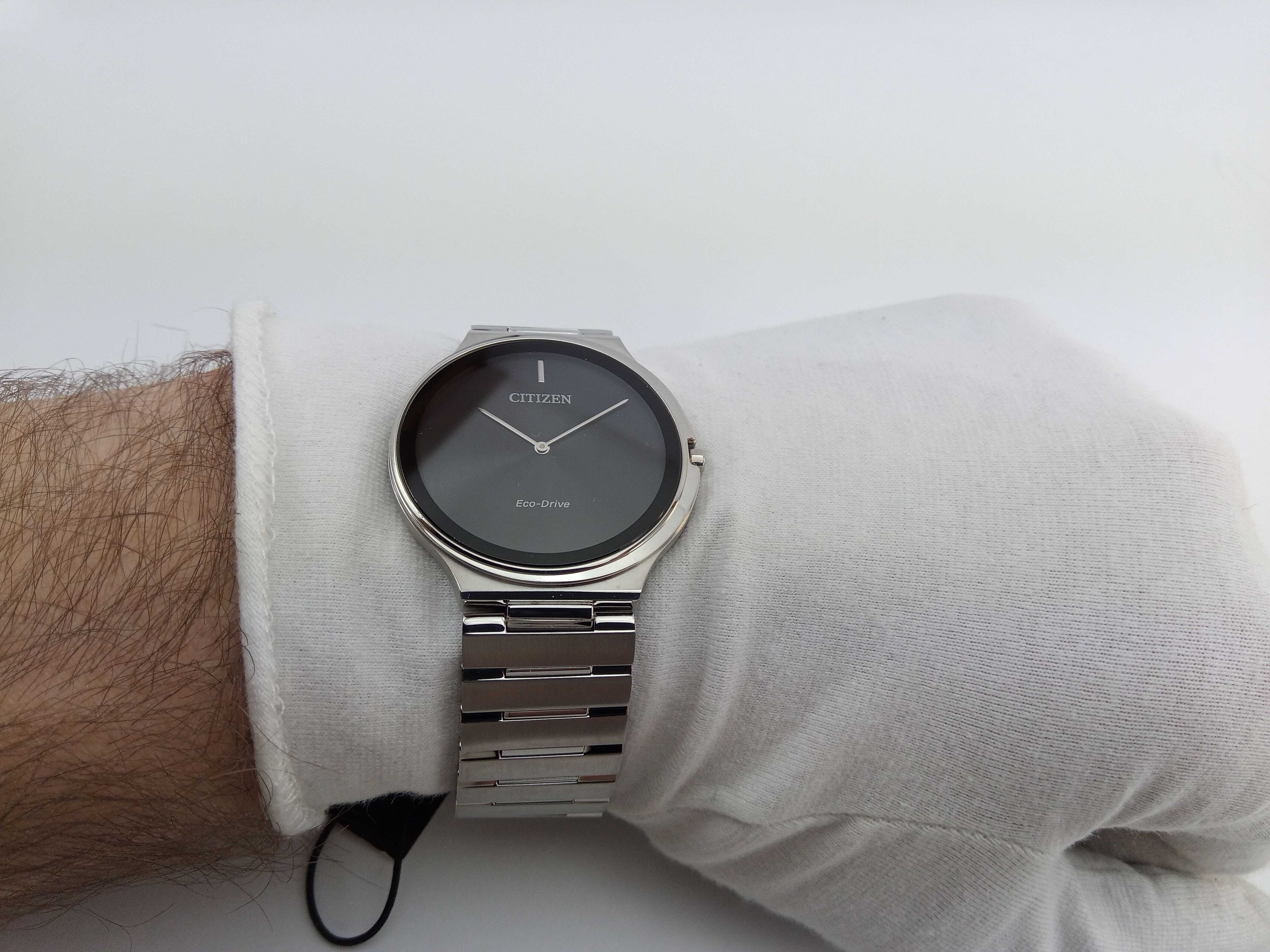 Сверхтонкие японские часы Citizen Eco-Drive AR3110-52E сапфир годинник