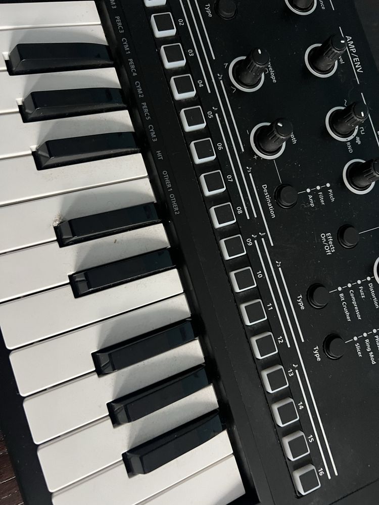 Syntezator Roland JD - Xi