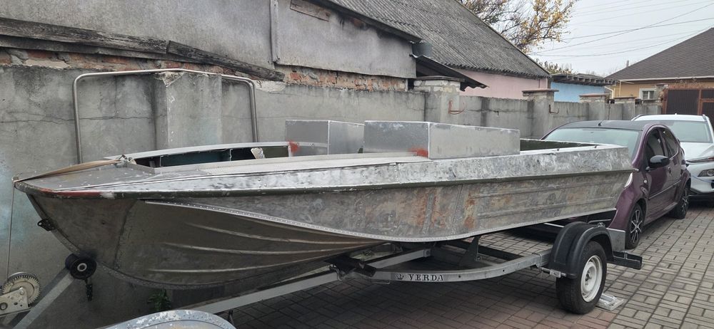 Казанка 5м Honda bf50 инжектор + лафет