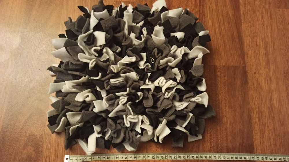 NA CEL CHARYTATYWNY Zabawka - mata węchowa