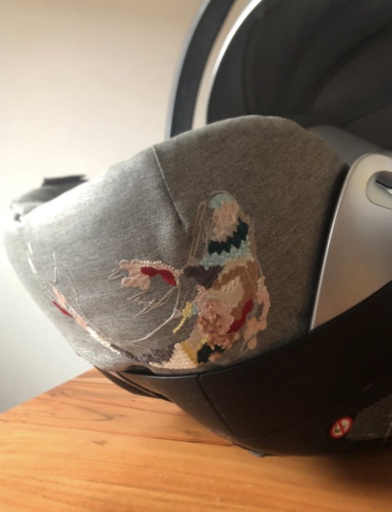 Ovinho cadeira auto  bebe  cybex koi