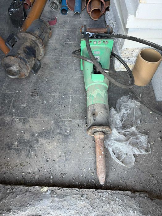 młot pneumatyczny do koparko-ładowarki case 580 i podobnych