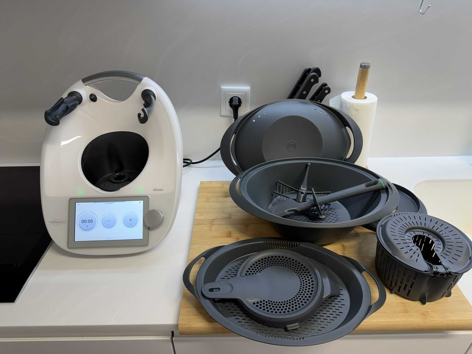 Bimby Vorwerk TM6 com acessórios em excelente estado