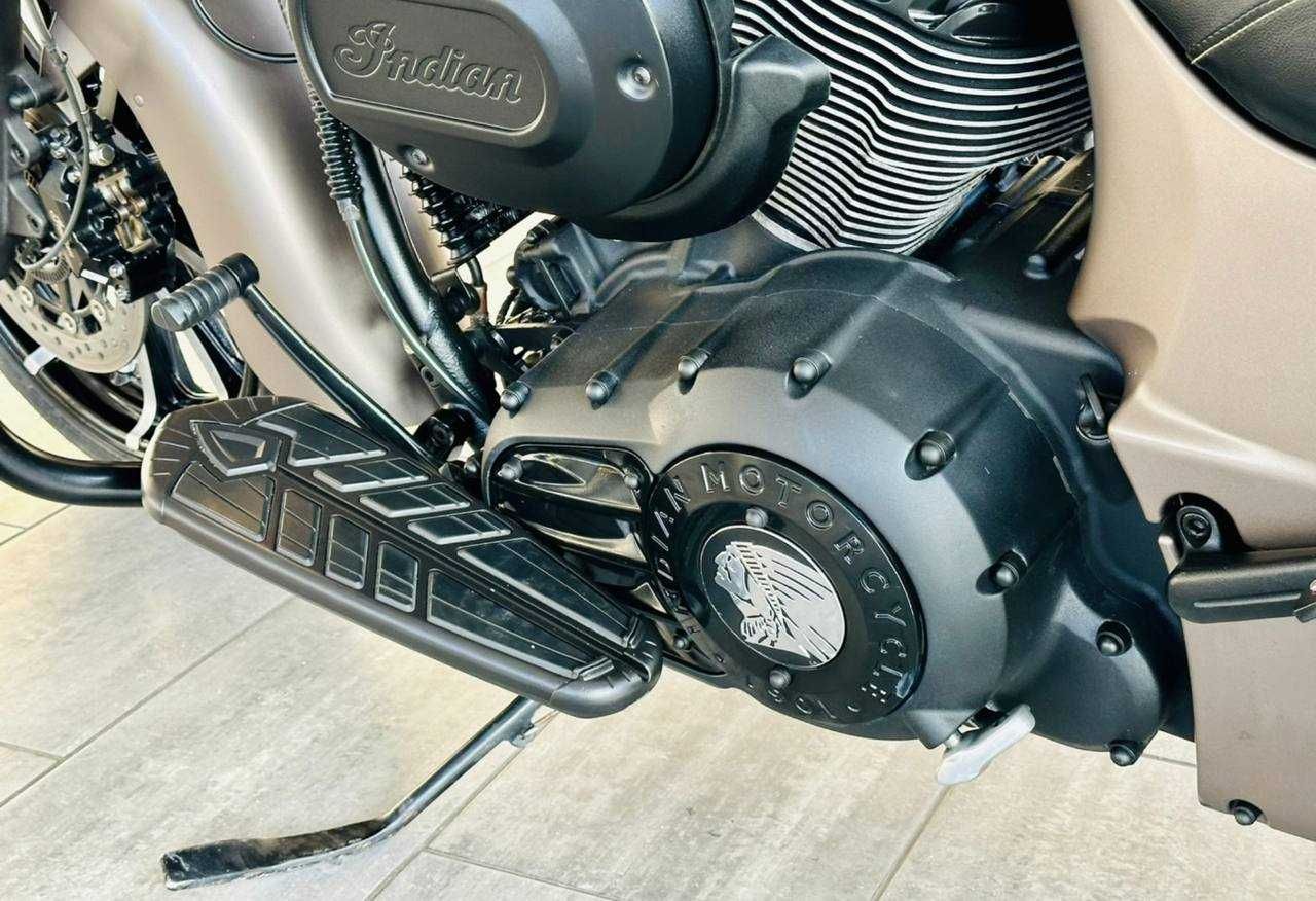 Мотоцикл Indian Chieftain Dark Horse 2019 рік