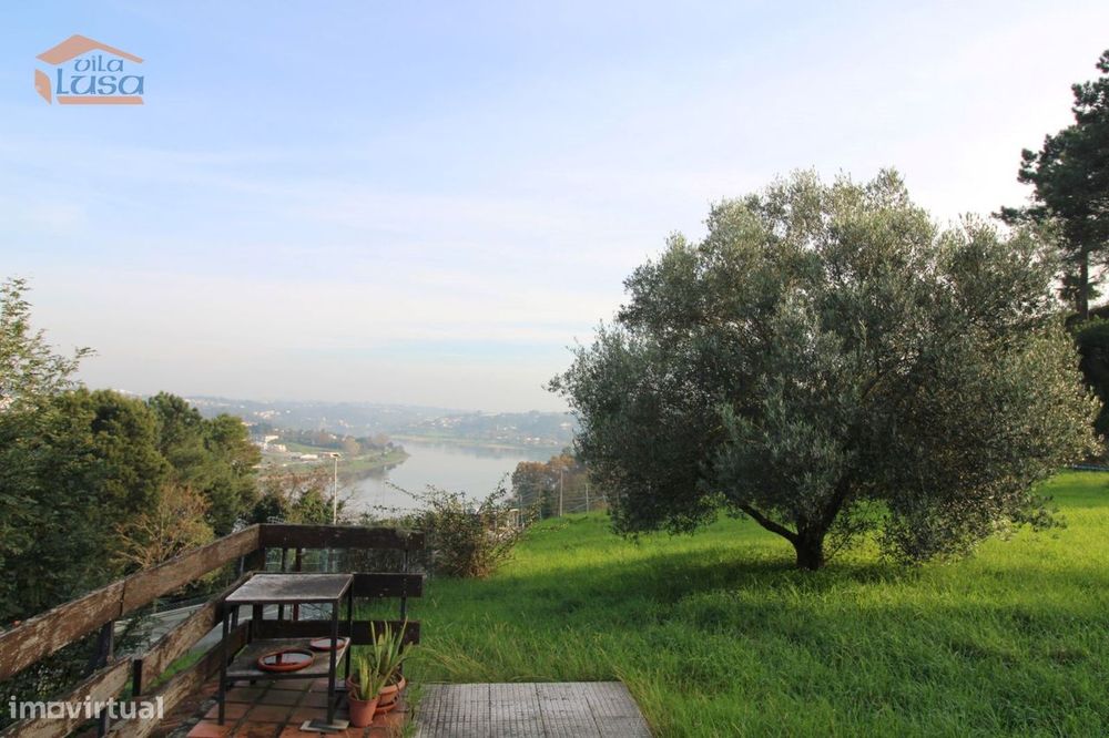 Quinta com vistas para o Rio Douro, 3000m2 em Vila Nova de Gaia