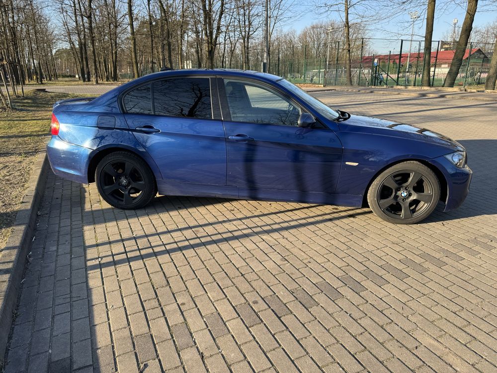 Bmw Seria 3 E90 2.0D 122km