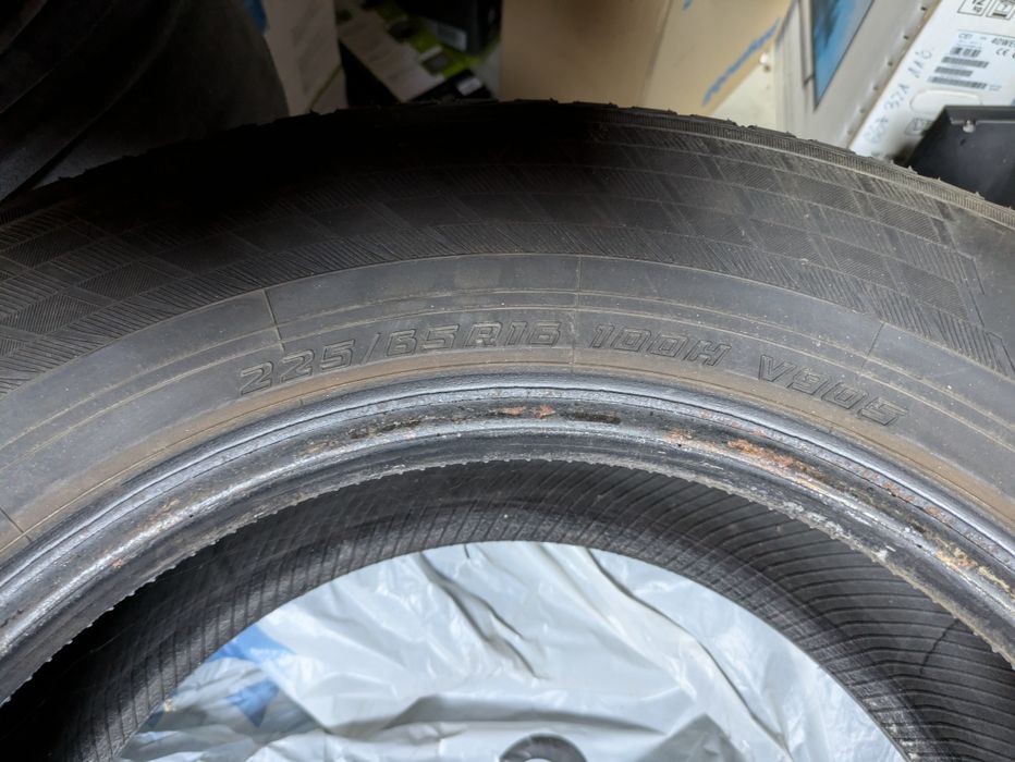 Opony Zimowe Yokohama 225/65 R16 4 szt.