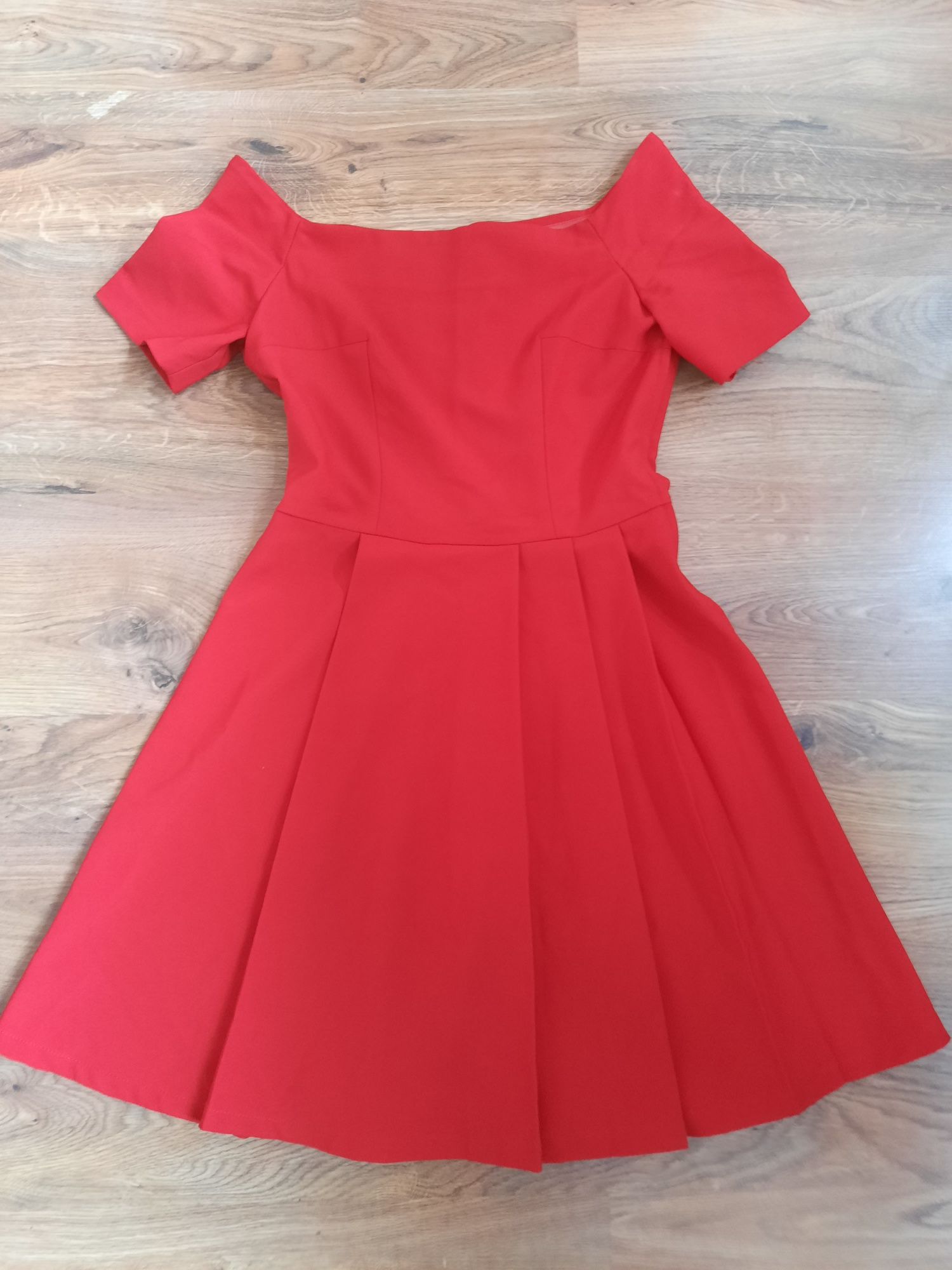 Sukienka czerwona AGGI 38 M