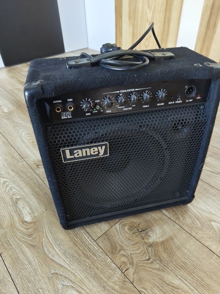 Piec basowy Laney RB2