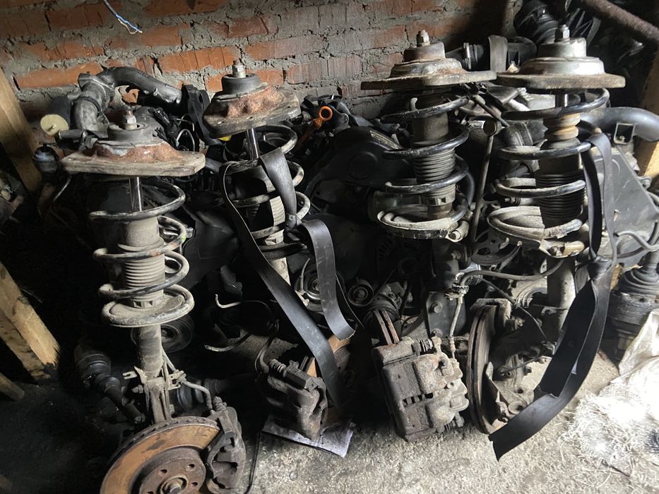 Ступиця цапфа скудо джампі експерт 1996-2009 рік.