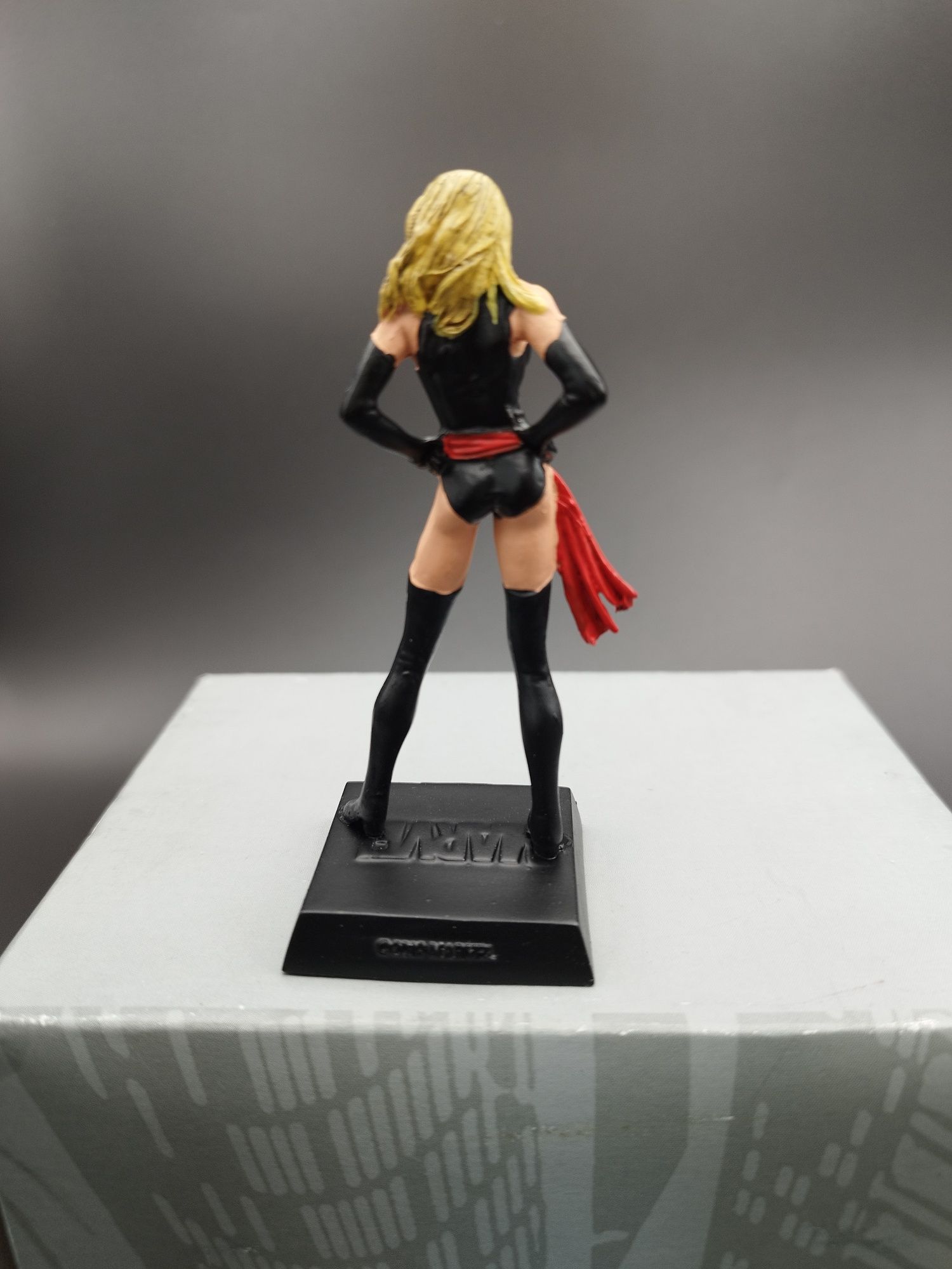 Figurka Marvel klasyczna Ms. Marvel #41 ok 8 cm figurka