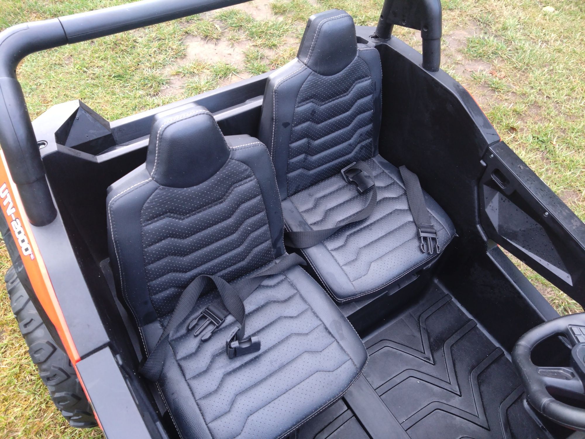 Auto  autko  samochód na akumulator Mega Buggy ATV Racing 2000W 2 osob