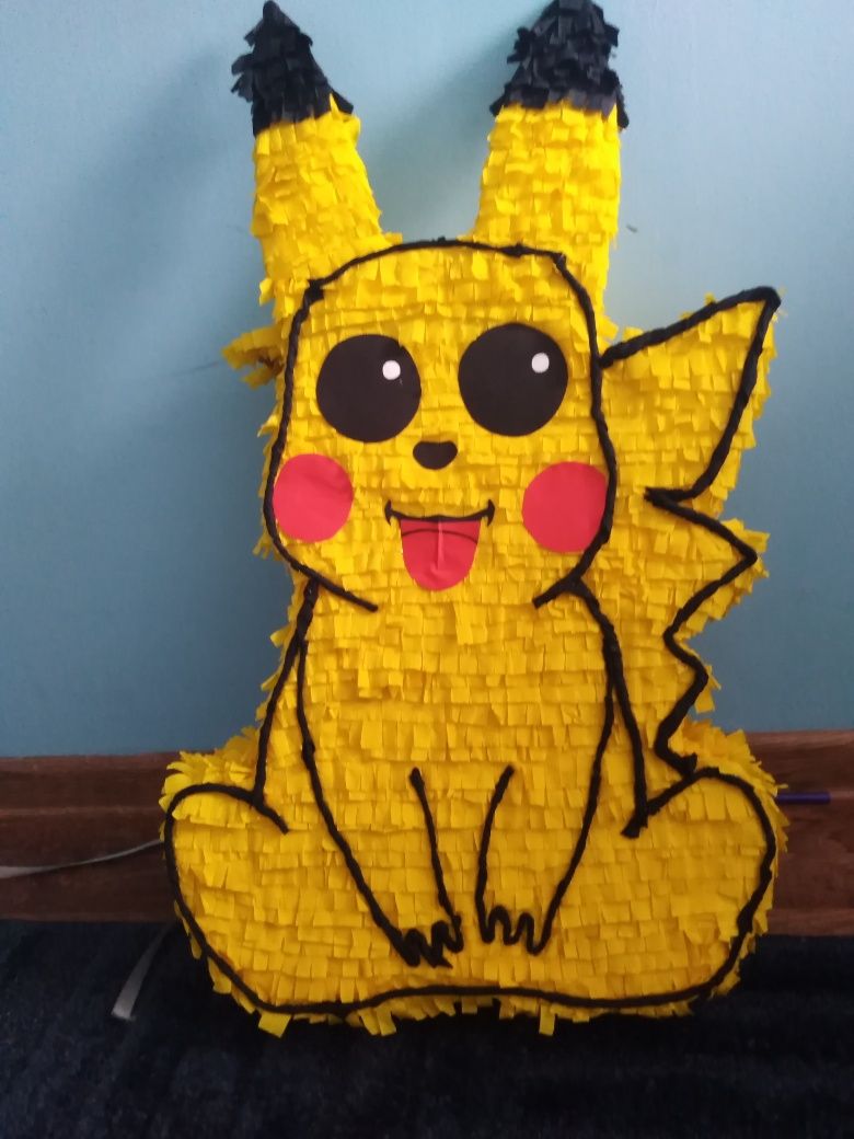 Pikachu pokemon piniata