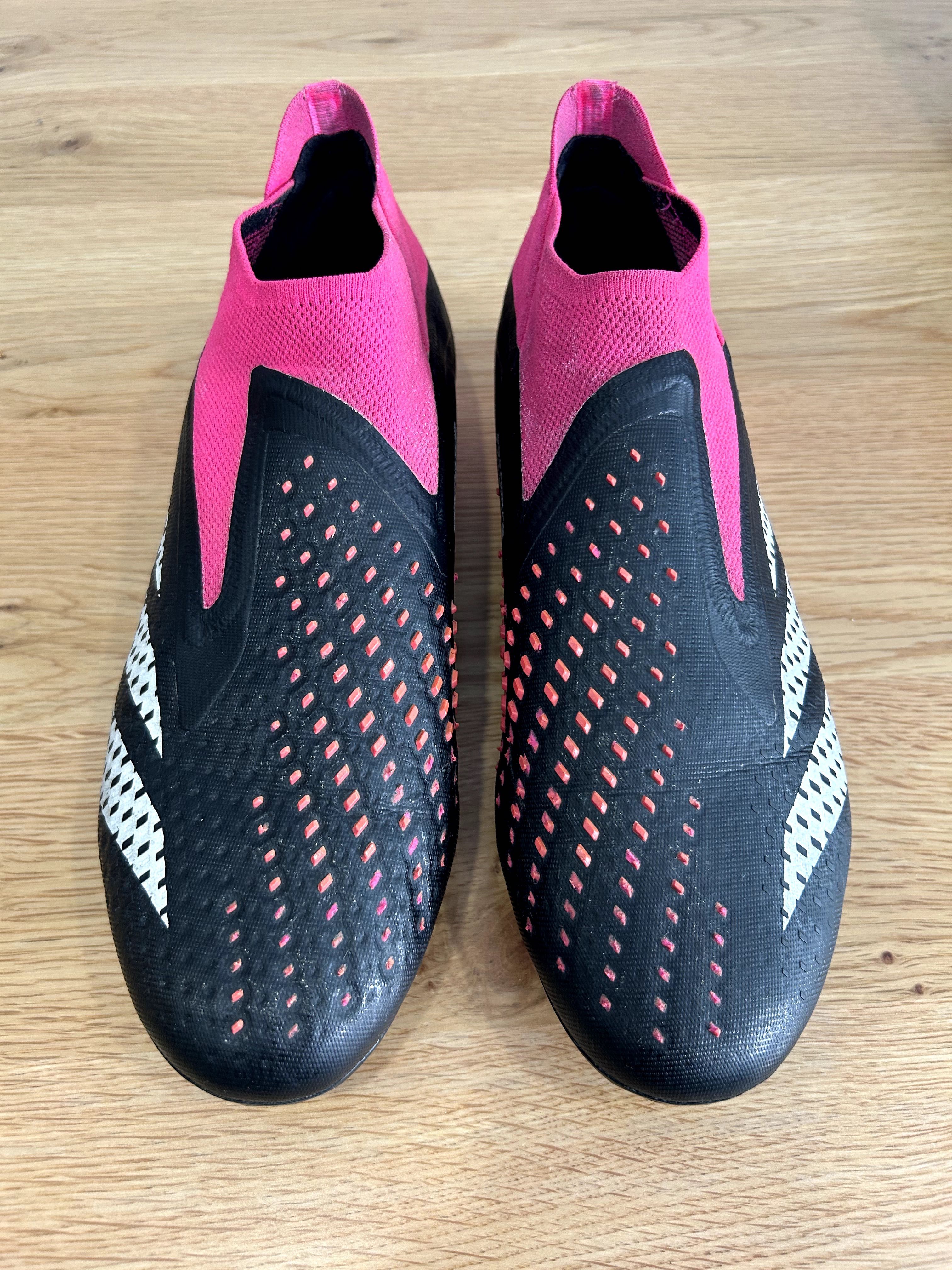 Chuteira da Adidas Predator 45 1/3