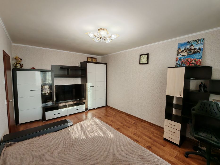 Оренда 2 кв ЖК The Lakes, Ясинуватський пров. 11, м. Деміївська