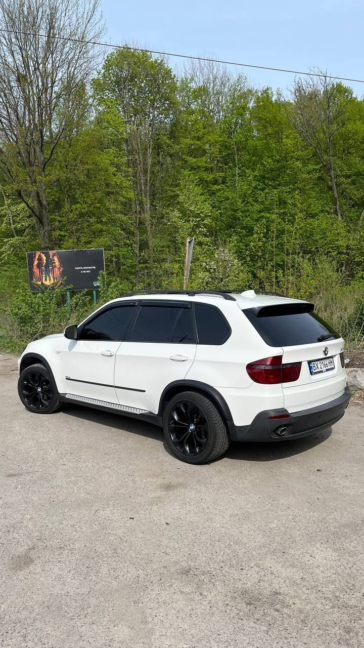 Продам BMW X5 E70 3.0 газ- бензин