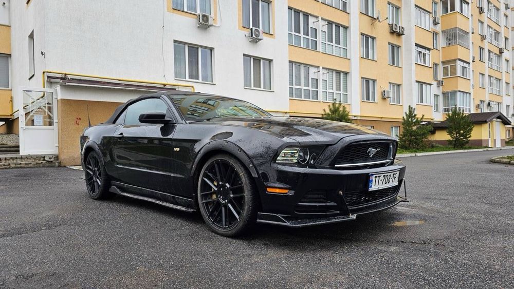 Ford mustang cabriolet
