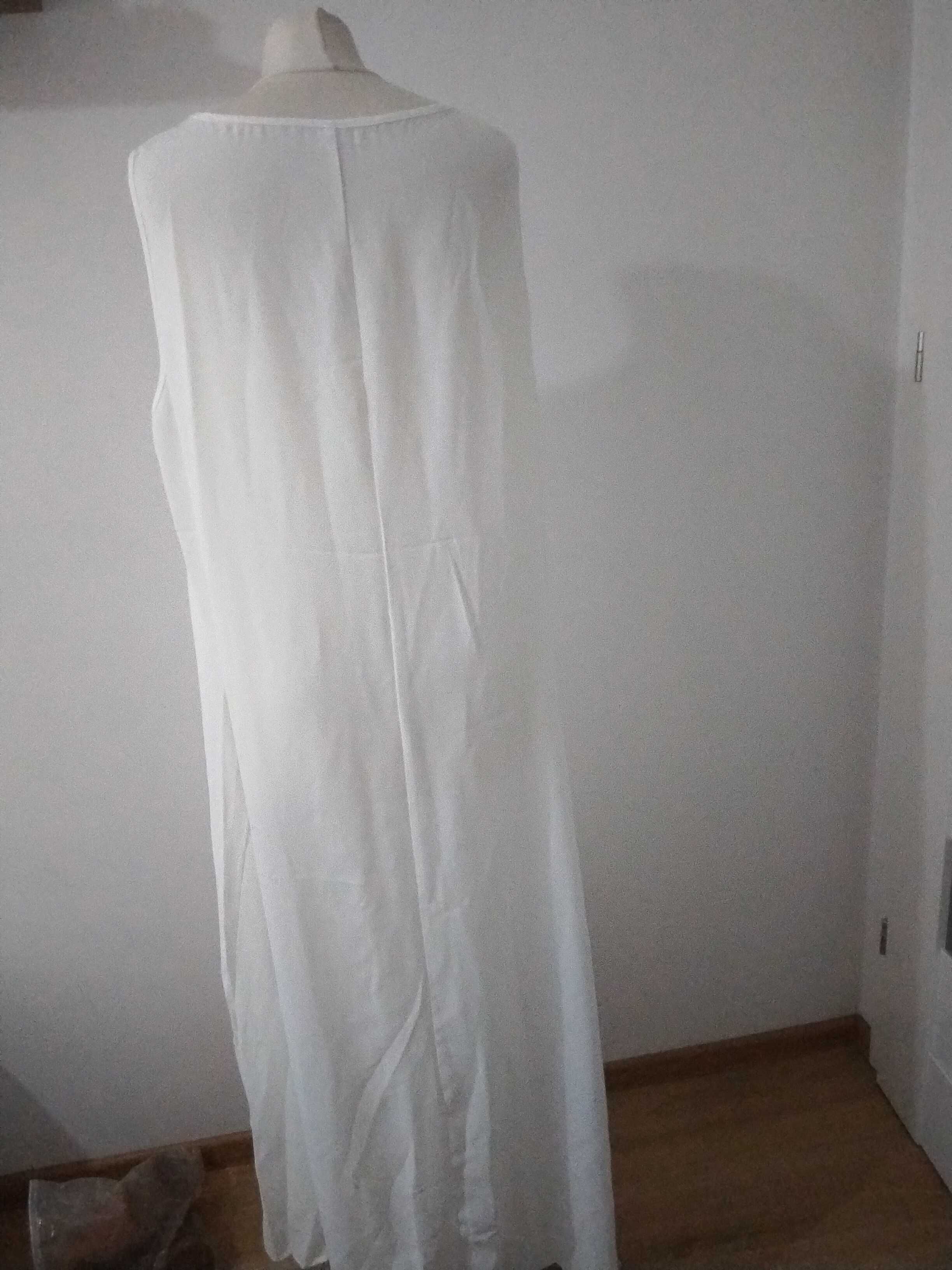 Sukienka biała maxi