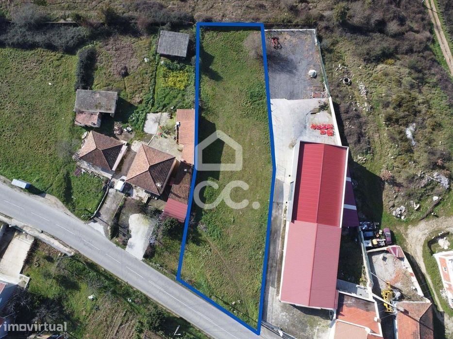 Terreno com 1800 m2 para construção