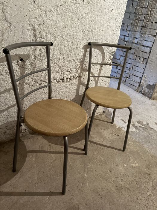 Krzesła krzesełka balkonowe kuchenne na balkon do kuchni drewniane