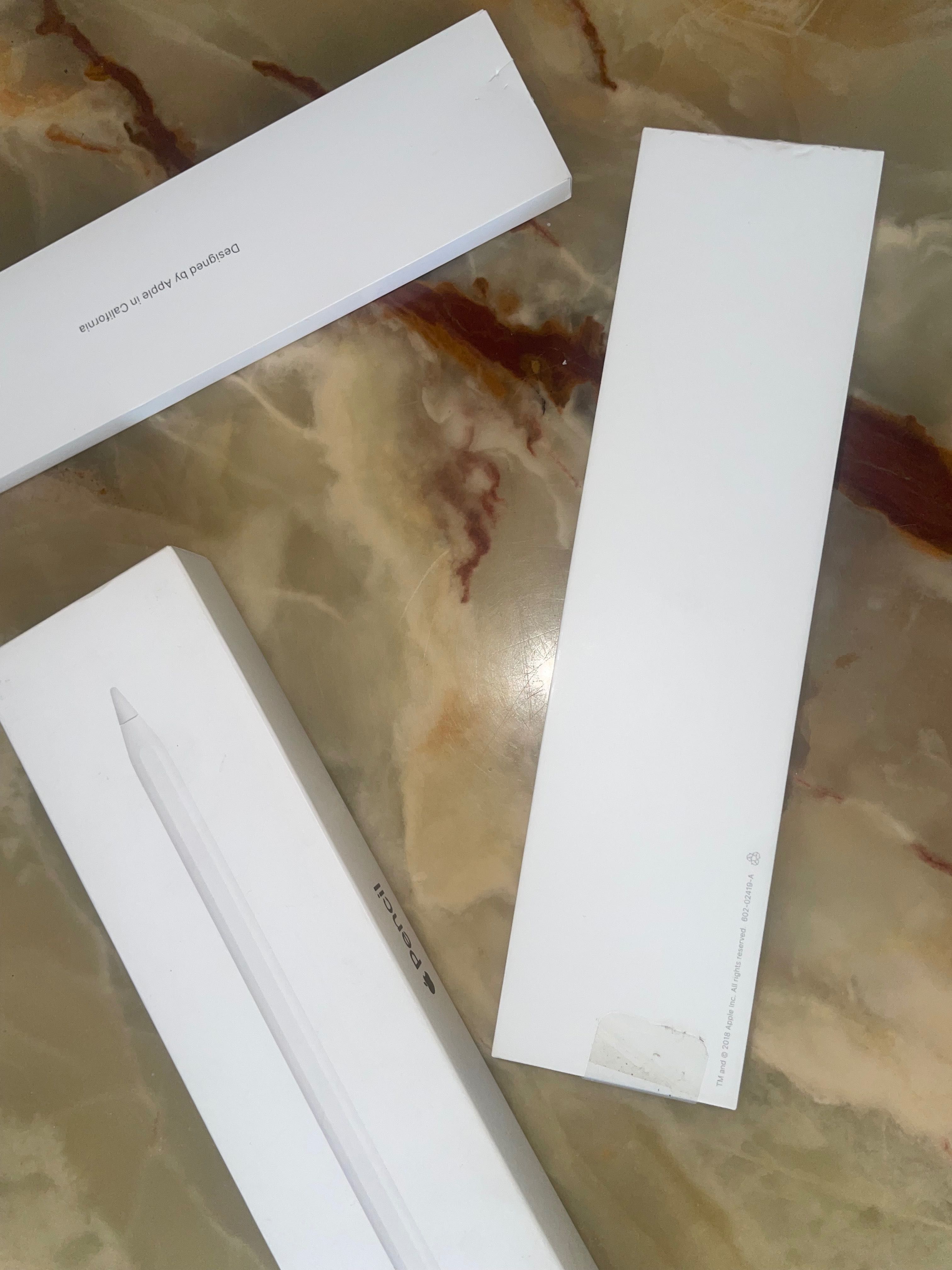 Коробка від оригінального Apple Pencil