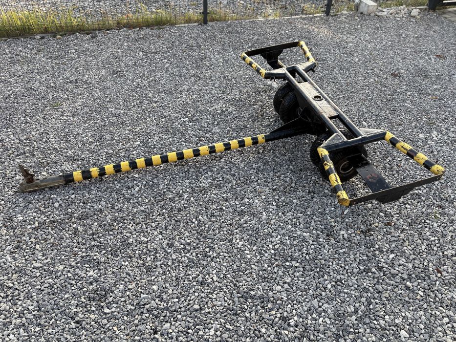 Motyl wozek holowniczy sztywny hol