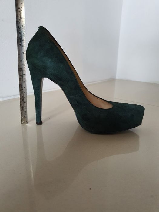 Szpilki zamszowe Venezia r39