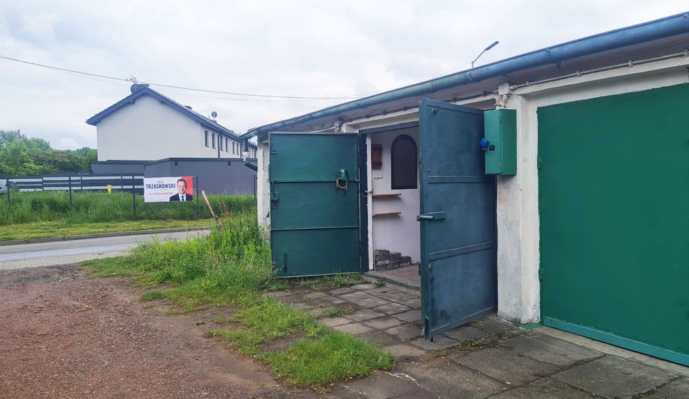 GARAŻ (15,8 m2) -Ruda Śląska (Halemba), Ul.Solidarności