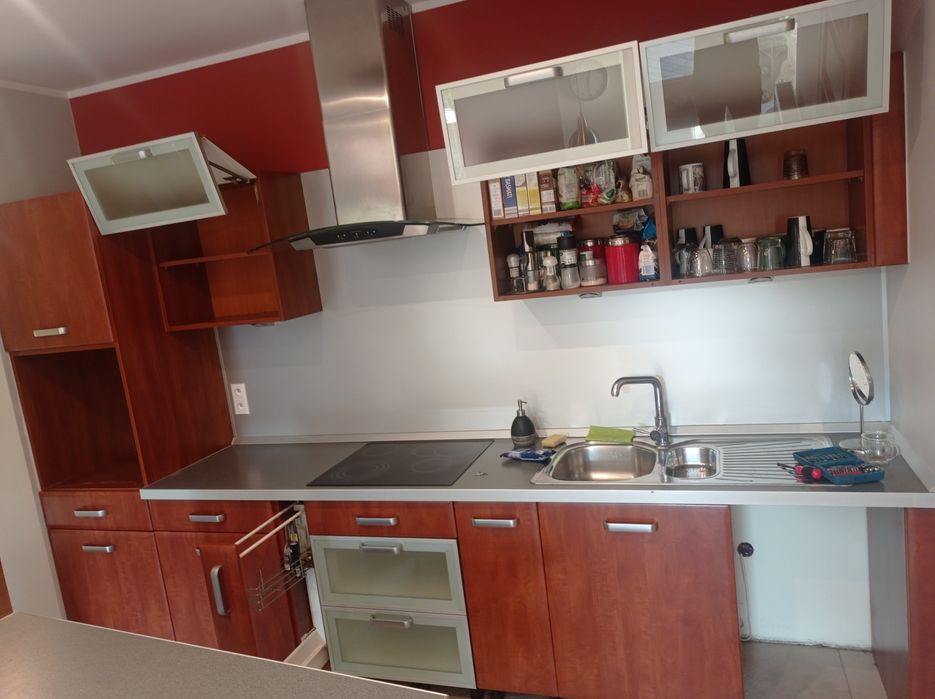 Kuchnia używana wyspa płyta indukcja zlew meble kuchenne